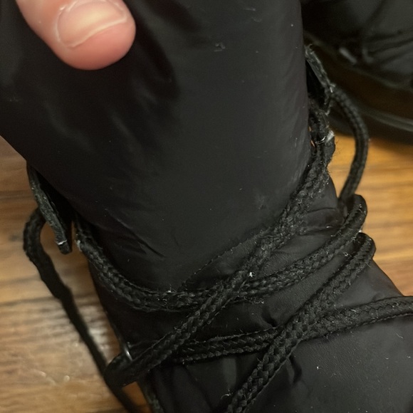 Moncler Winter boots - Picture 16 of 16